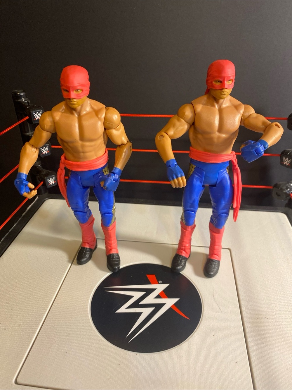 Mattel WWE Battle Pack Series 29 Los Matadores Diego & Fernando Action Figures